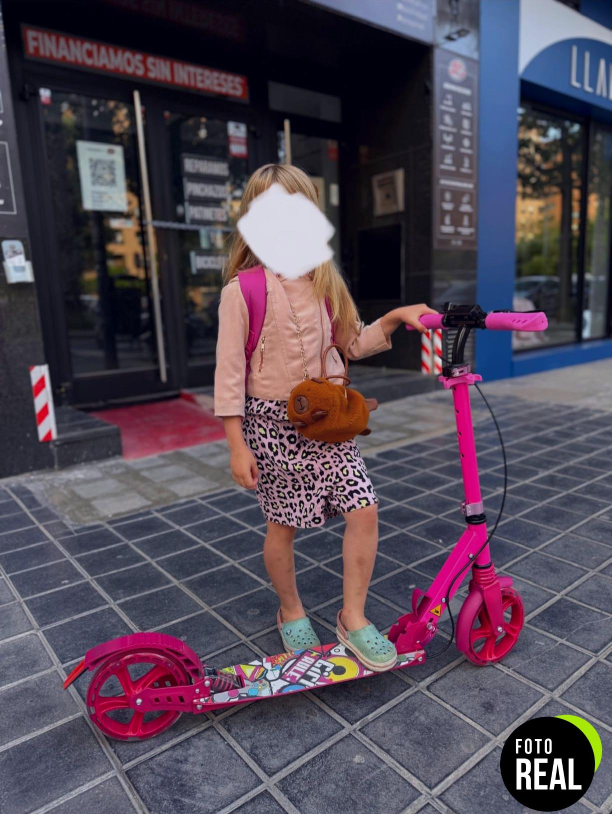 arebos-scooter-regulable-plegable-led-foto-3