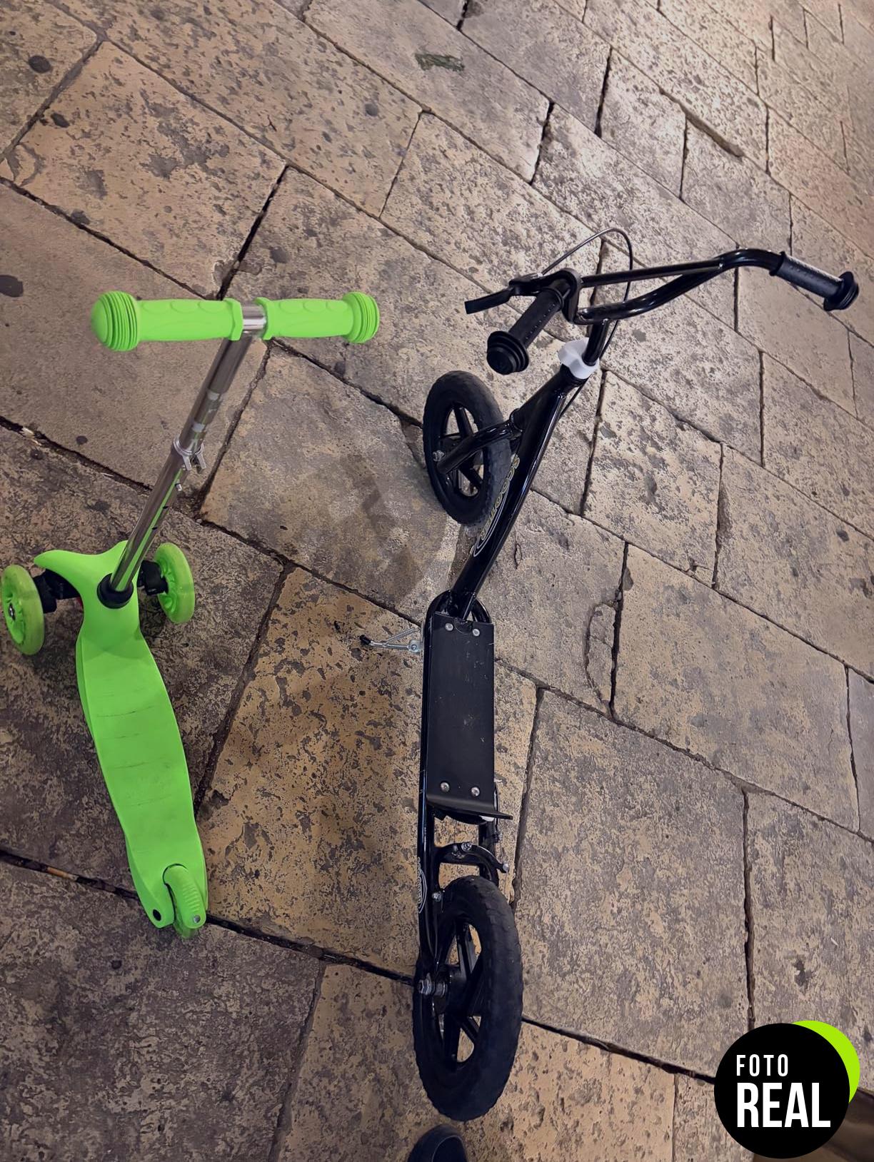 homcom-patinete-nino-2-ruedas-12-pulgadas-foto-1